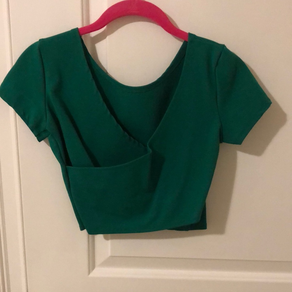 Green crop top express size small